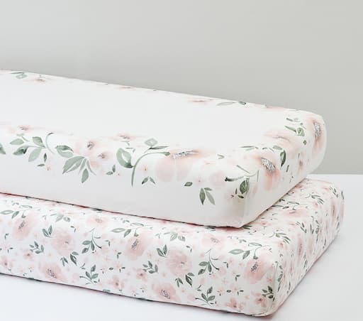 Купить Набор простыней Organic Meredith Picture Perfect & Allover Floral Crib Fitted Sheet Bundle - Set of 2 в интернет-магазине roooms.ru