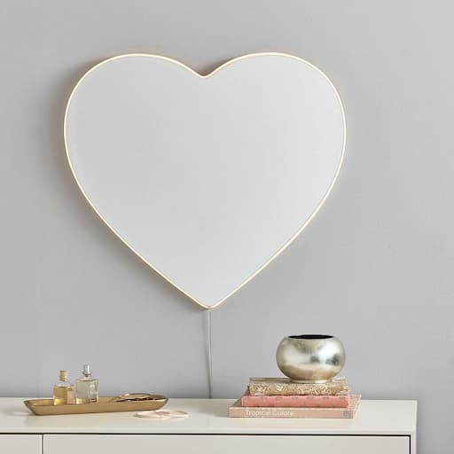 Купить Настенное зеркало Framed LED Heart Mirror White в интернет-магазине roooms.ru