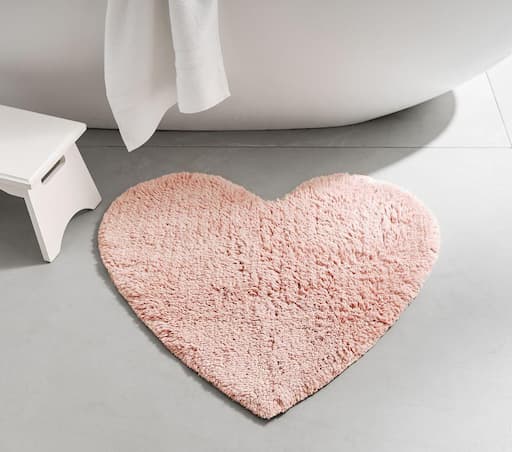 Купить Коврик для ванной Heart Bath Mat Blush в интернет-магазине roooms.ru