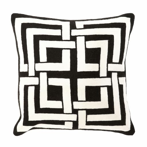 Купить Декоративная подушка Cushion Blakes в интернет-магазине roooms.ru