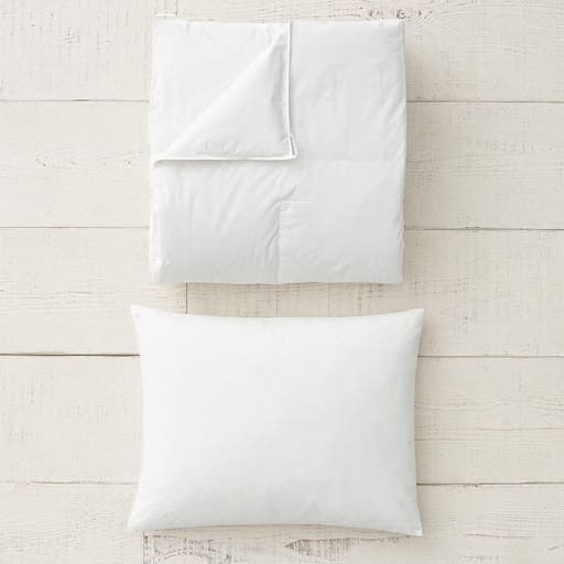 Купить Одеяло и подушка Classic Bedding Basics Bundle Set в интернет-магазине roooms.ru