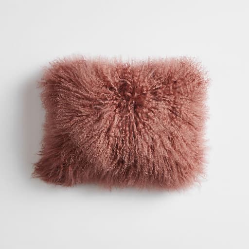 Купить Подушка Mongolian Fur Pillow Cover - Cover + Insert в интернет-магазине roooms.ru