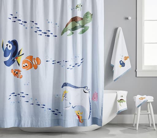 Купить Набор (шторка, коврик, полотенца) Disney and Pixar Finding Nemo Bath Collection Set: Towels Curtain Mat в интернет-магазине roooms.ru