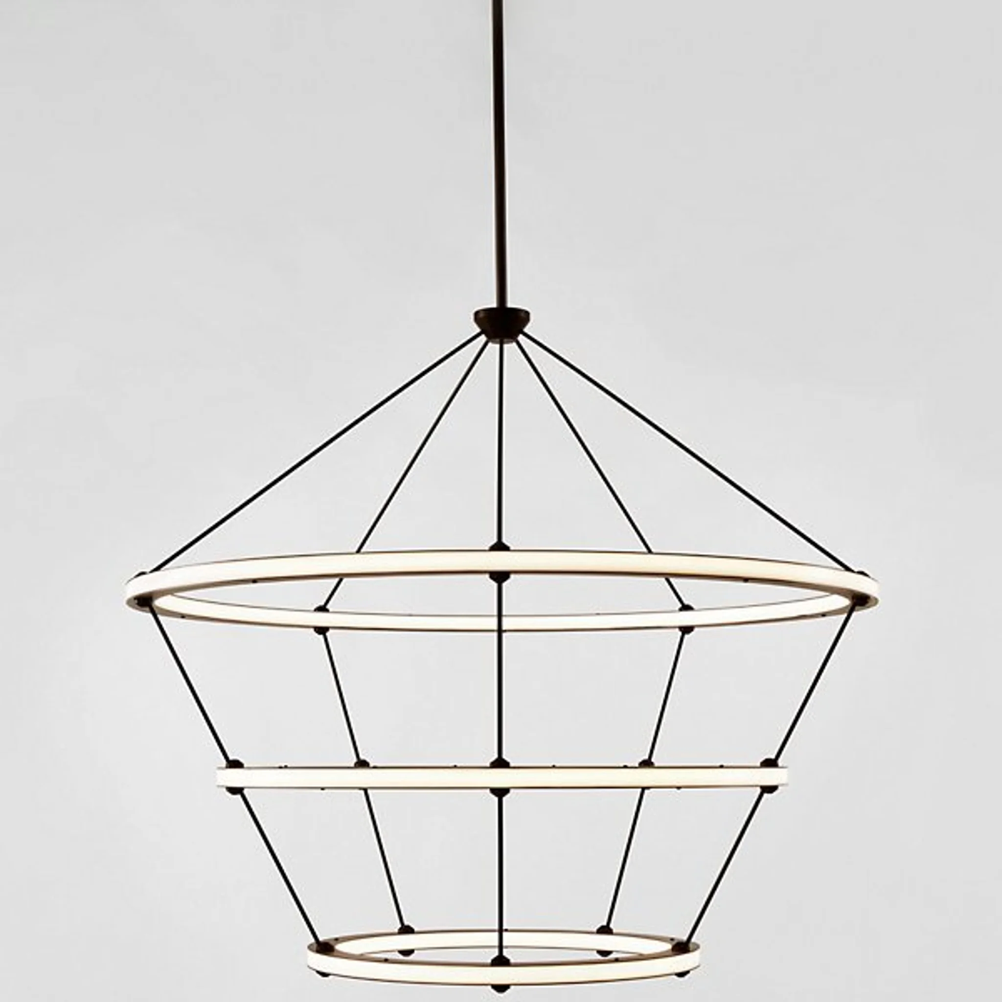 Купить Люстра Halo LED Chandelier в интернет-магазине roooms.ru