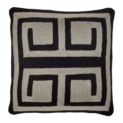 Купить Декоративная подушка Cushion Bliss в интернет-магазине roooms.ru