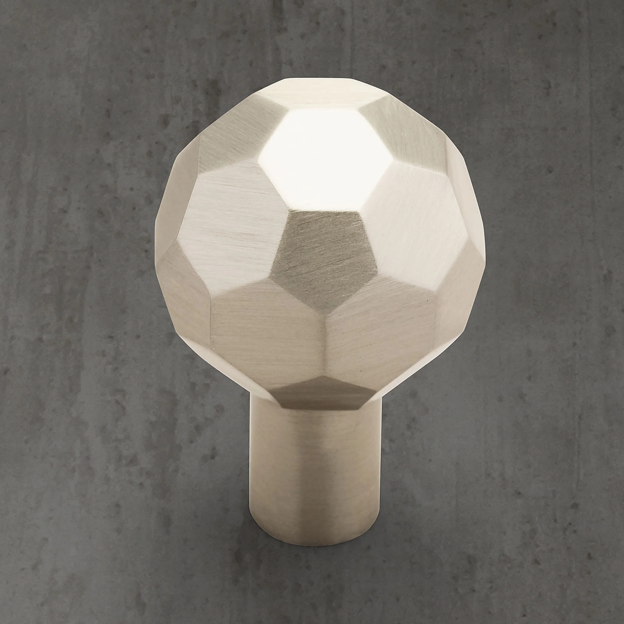 Купить Ручка-кнопка Durham Knob в интернет-магазине roooms.ru