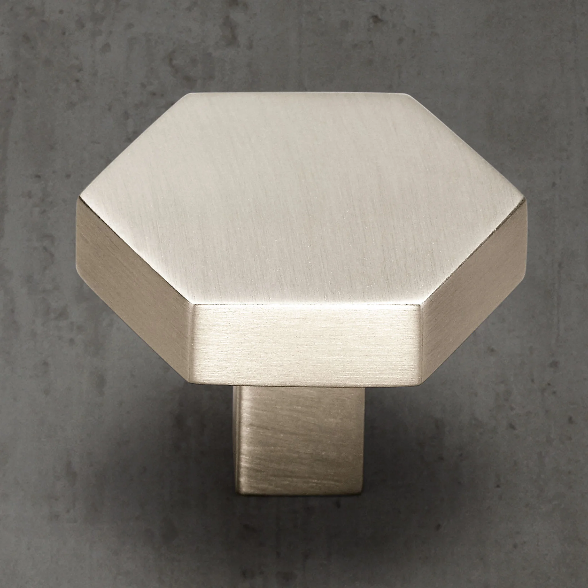 Купить Ручка-кнопка Lambeth Hexagonal Knob в интернет-магазине roooms.ru