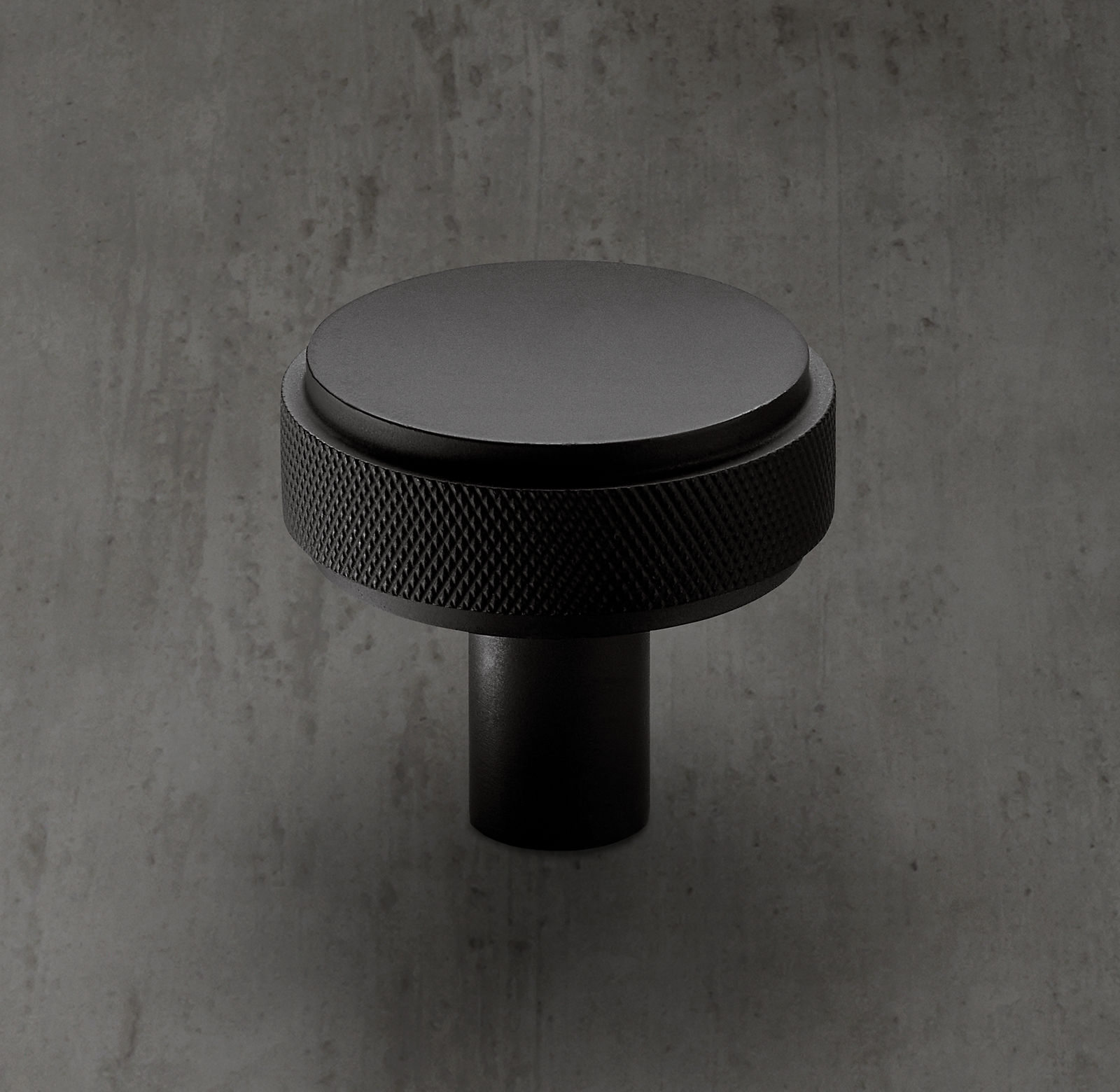 Купить Ручка-кнопка Lambeth Knurled Knob в интернет-магазине roooms.ru