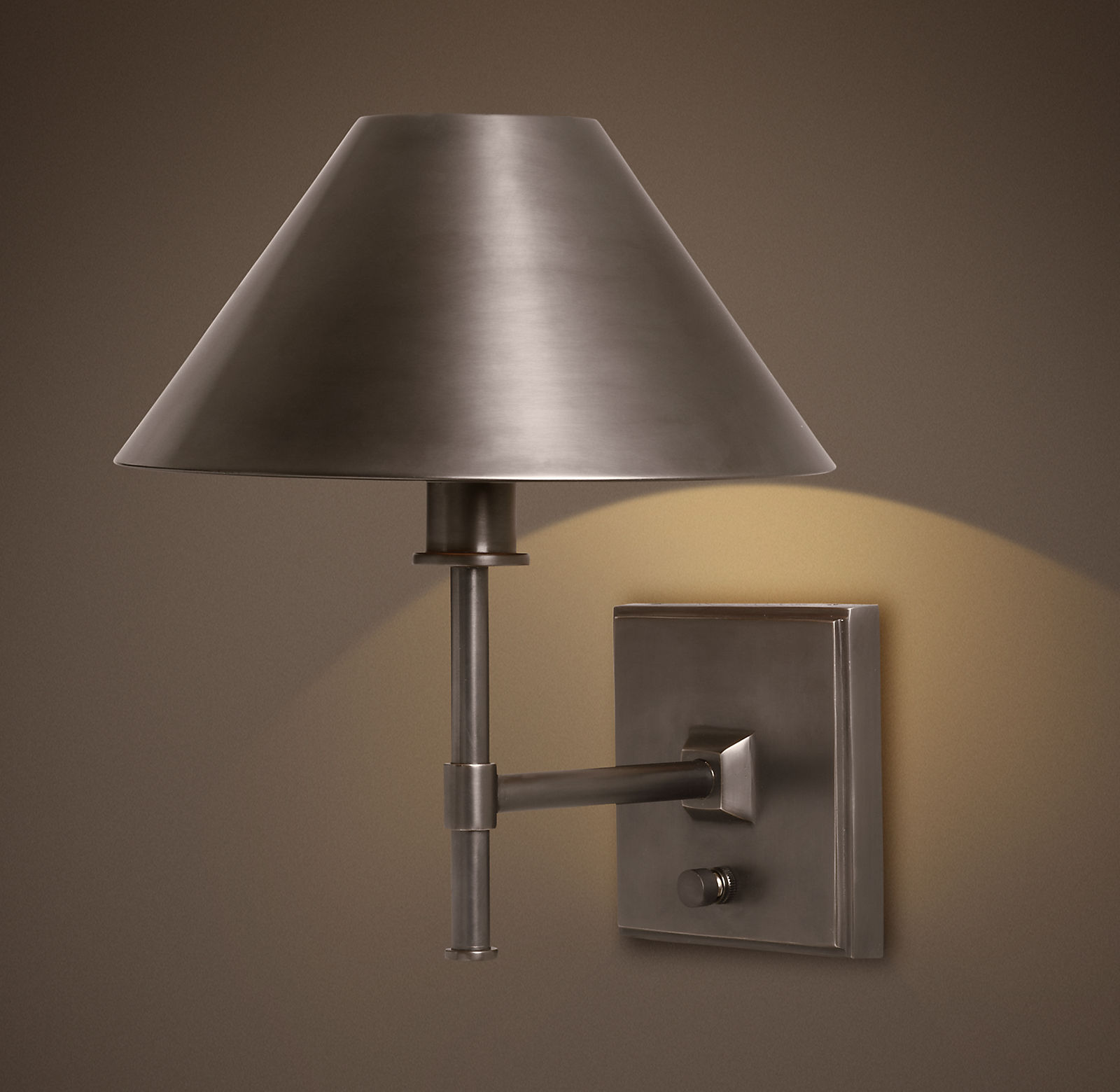 Купить Бра Petite Candlestick Metal Shade Sconce в интернет-магазине roooms.ru