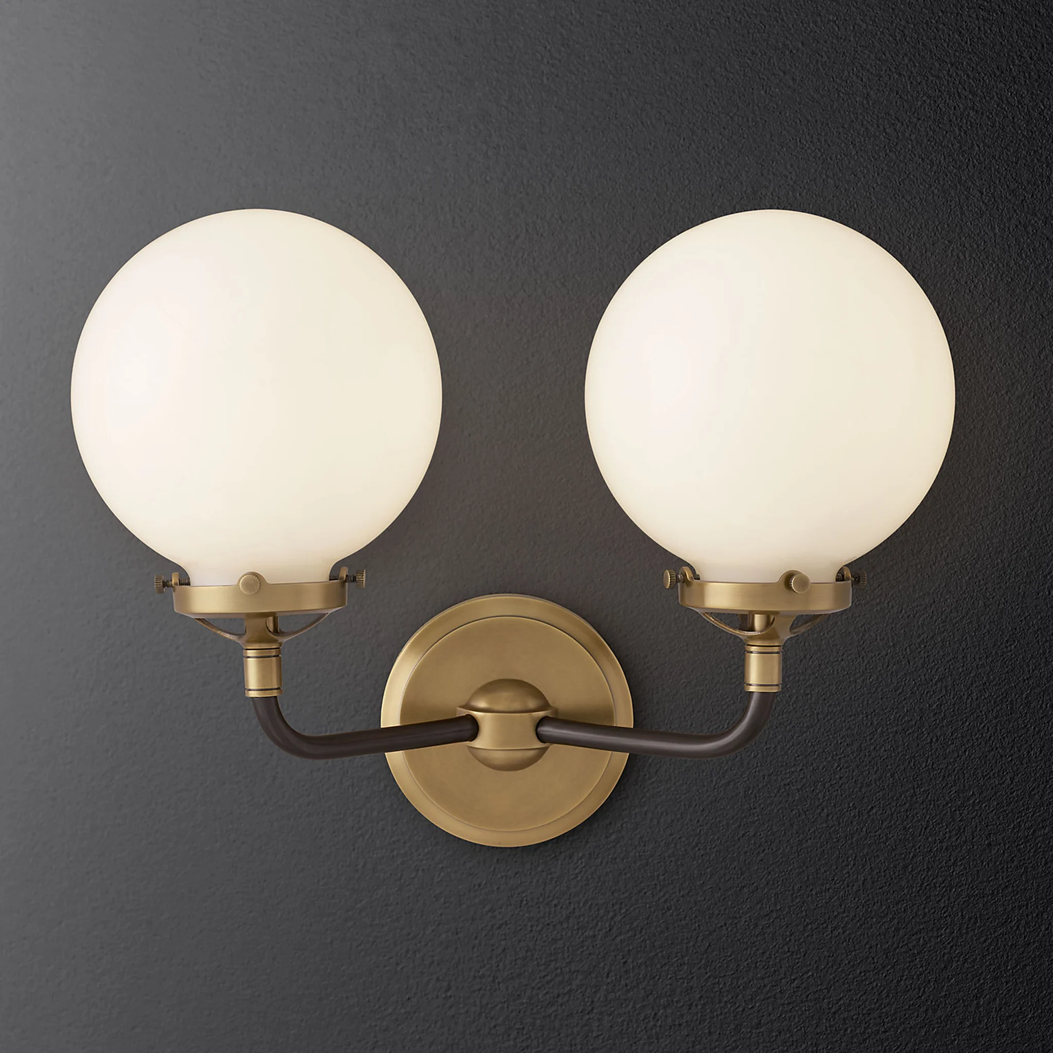 Купить Бра Bistro Globe Milk Glass Double Sconce в интернет-магазине roooms.ru