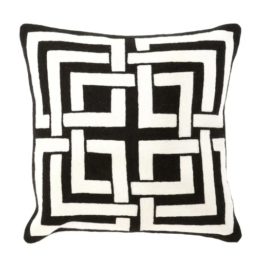 Купить Декоративная подушка Cushion Blakes в интернет-магазине roooms.ru