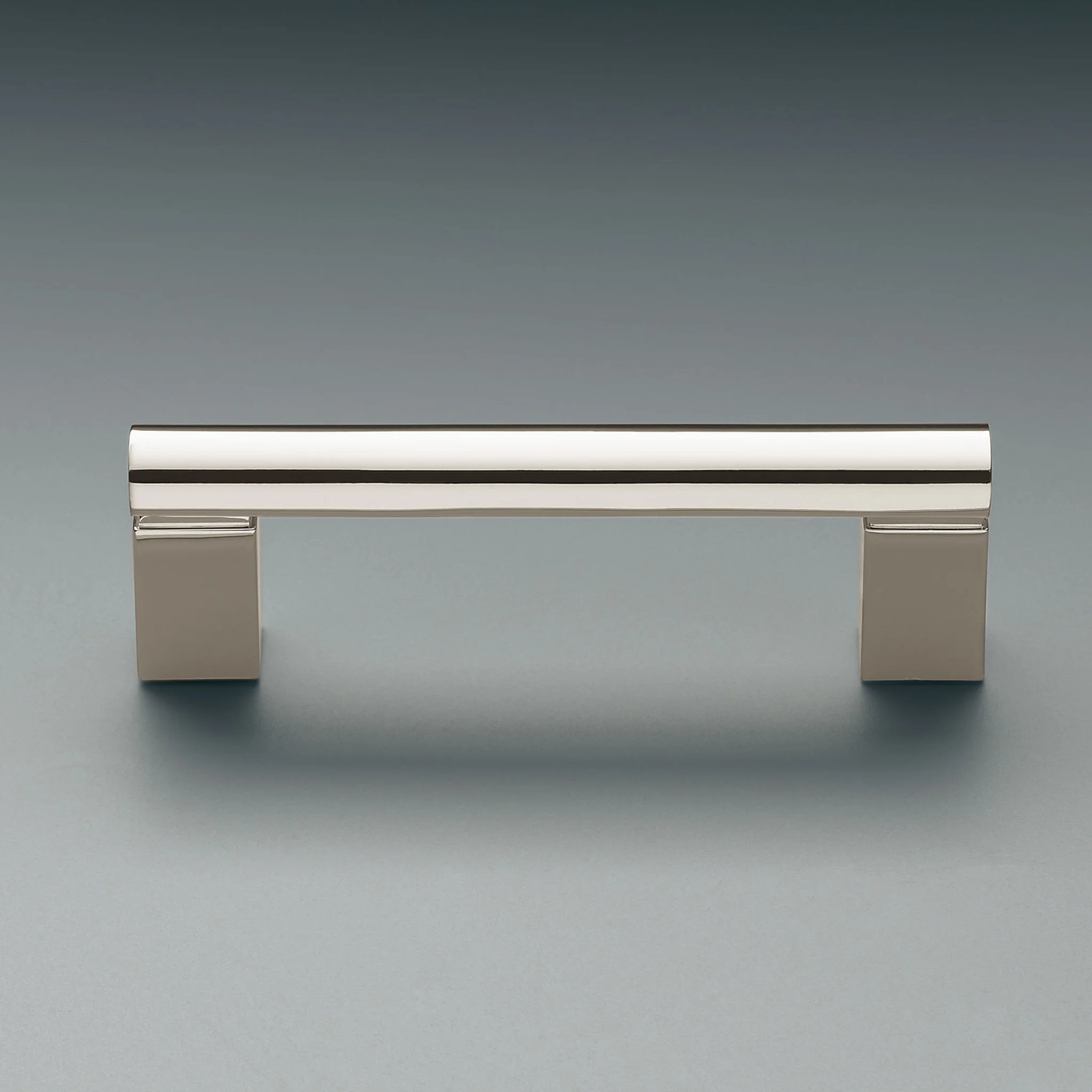 Купить Ручка Modern Pull в интернет-магазине roooms.ru