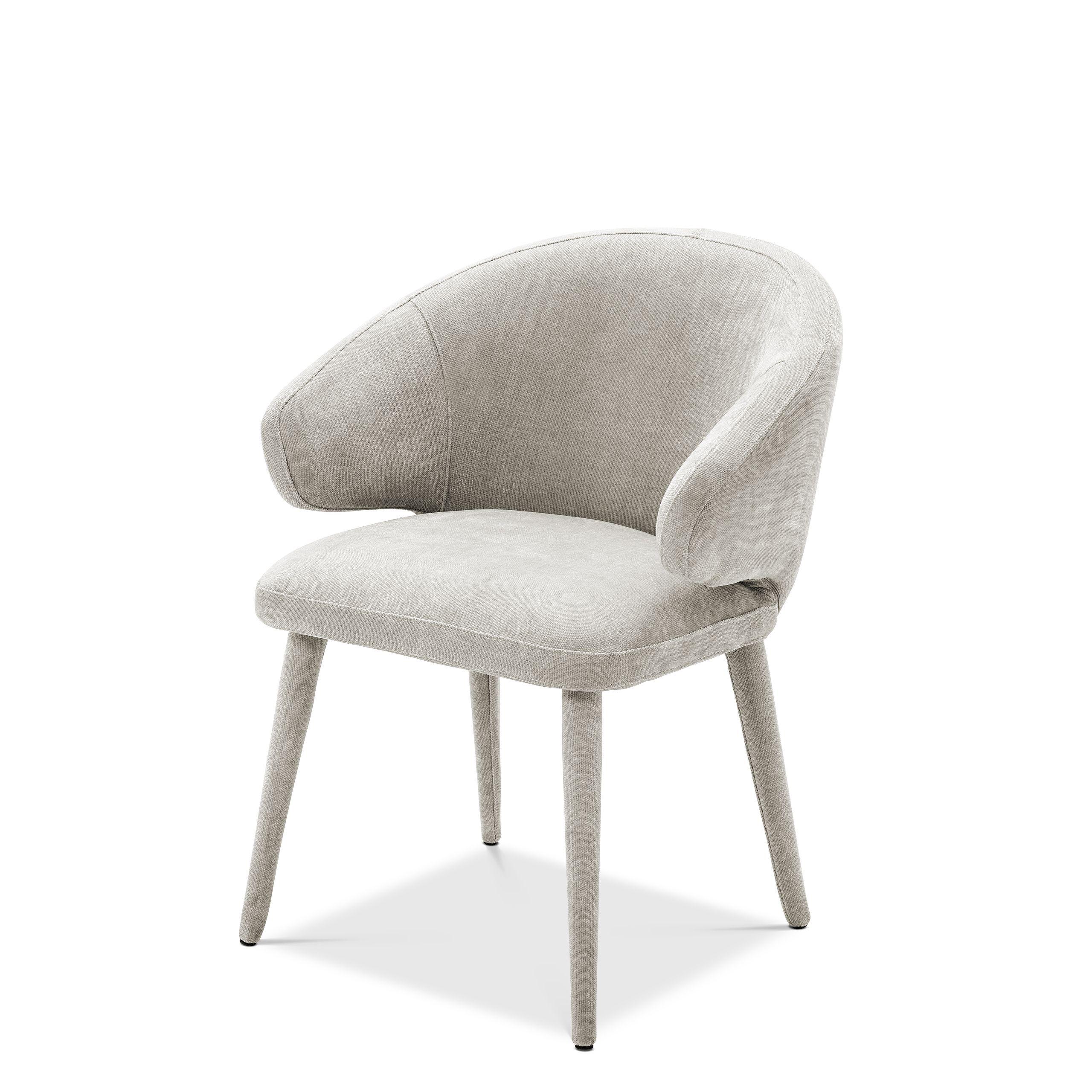 clarck sand | upholstered legs