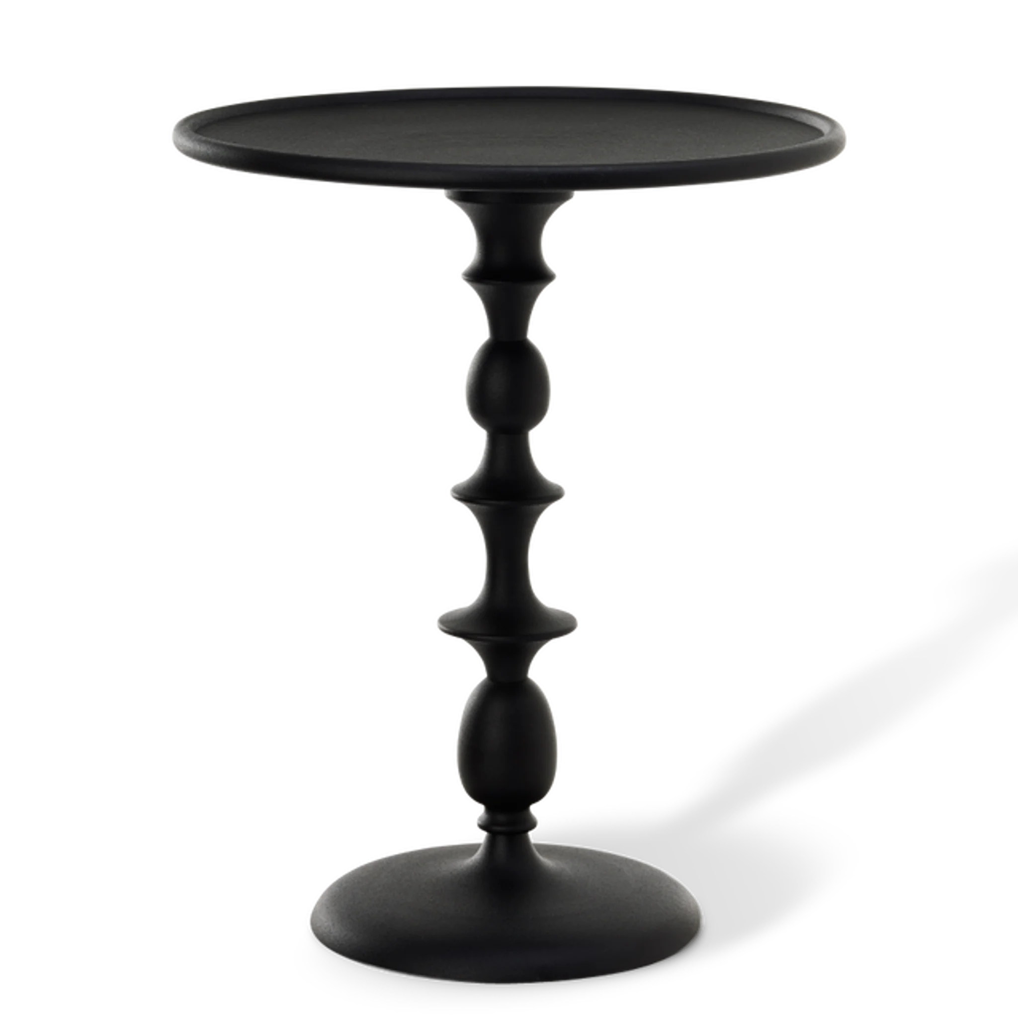 Купить Приставной столик Classic Side Table в интернет-магазине roooms.ru