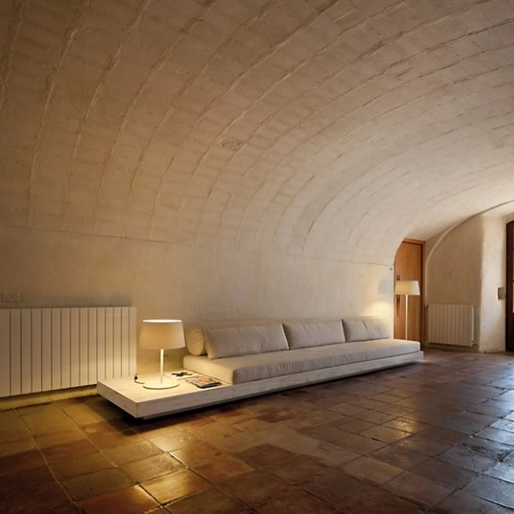 Купить Настольная лампа Warm 4900 Screen Shade Table Lamp в интернет-магазине roooms.ru