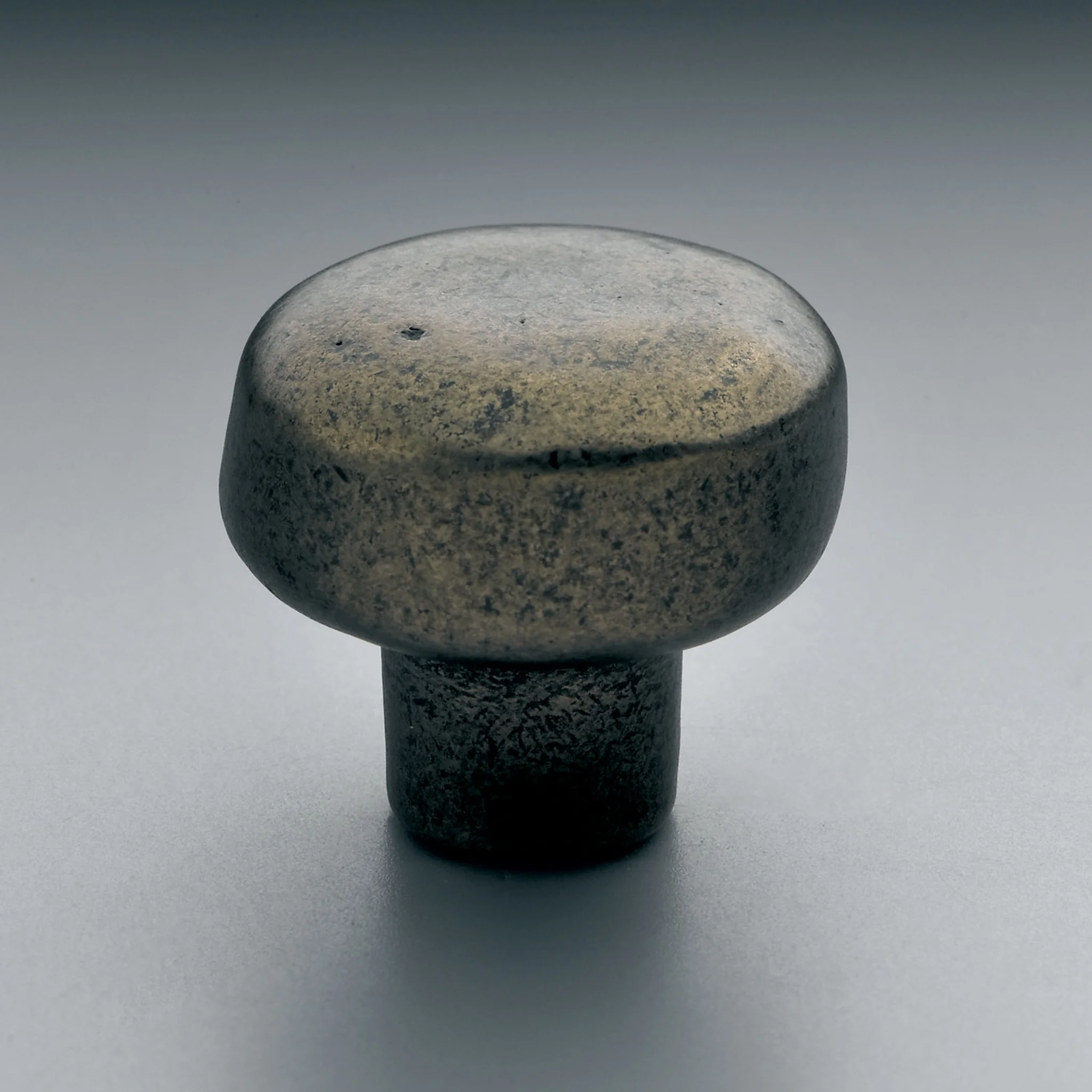 Купить Ручка-кнопка Dakota Round Knob в интернет-магазине roooms.ru