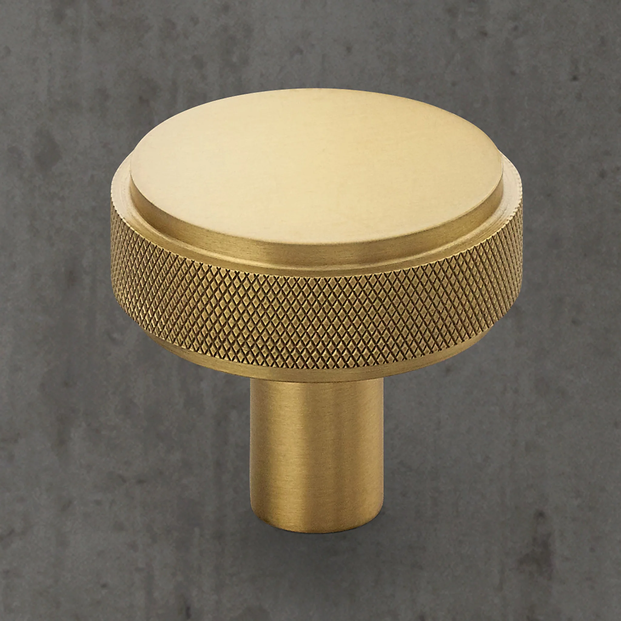 Купить Ручка-кнопка Lambeth Knurled Knob в интернет-магазине roooms.ru