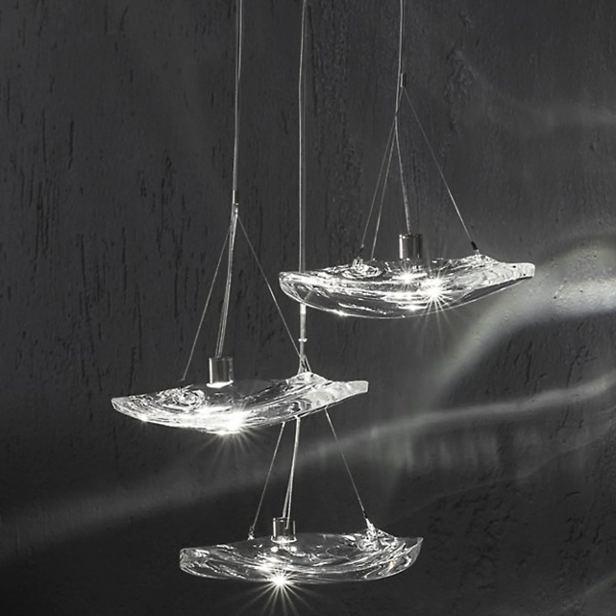 Купить Подвесной светильник Manta LED Multi-Light Pendant в интернет-магазине roooms.ru