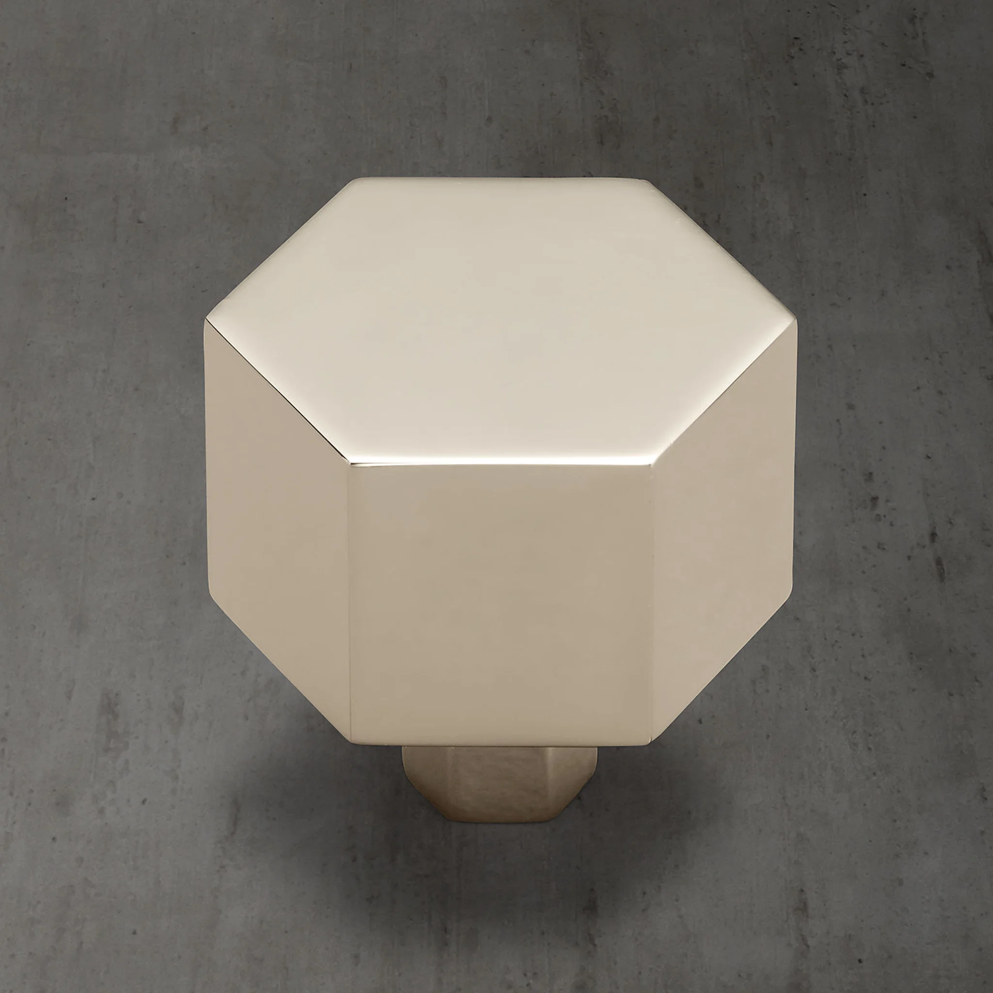 Купить Ручка-кнопка Dover Knob в интернет-магазине roooms.ru