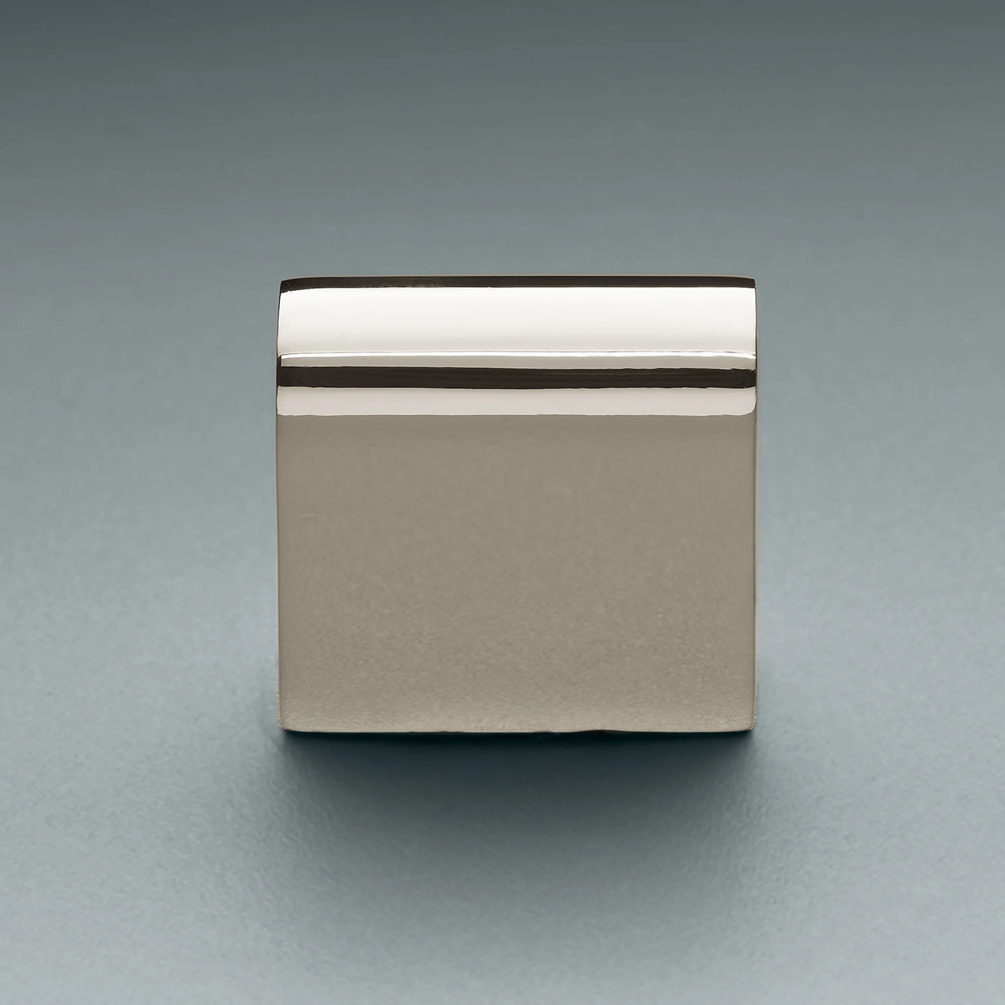 Купить Ручка-кнопка Modern Knob в интернет-магазине roooms.ru