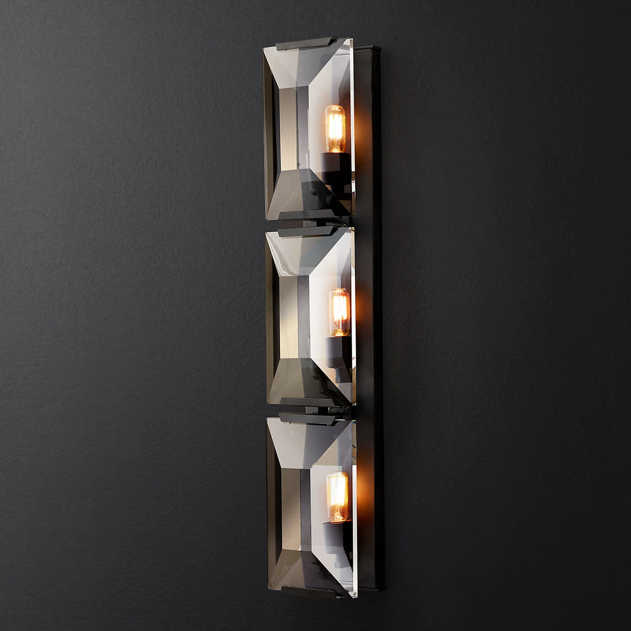 Купить Бра Harlow Crystal Triple Sconce в интернет-магазине roooms.ru