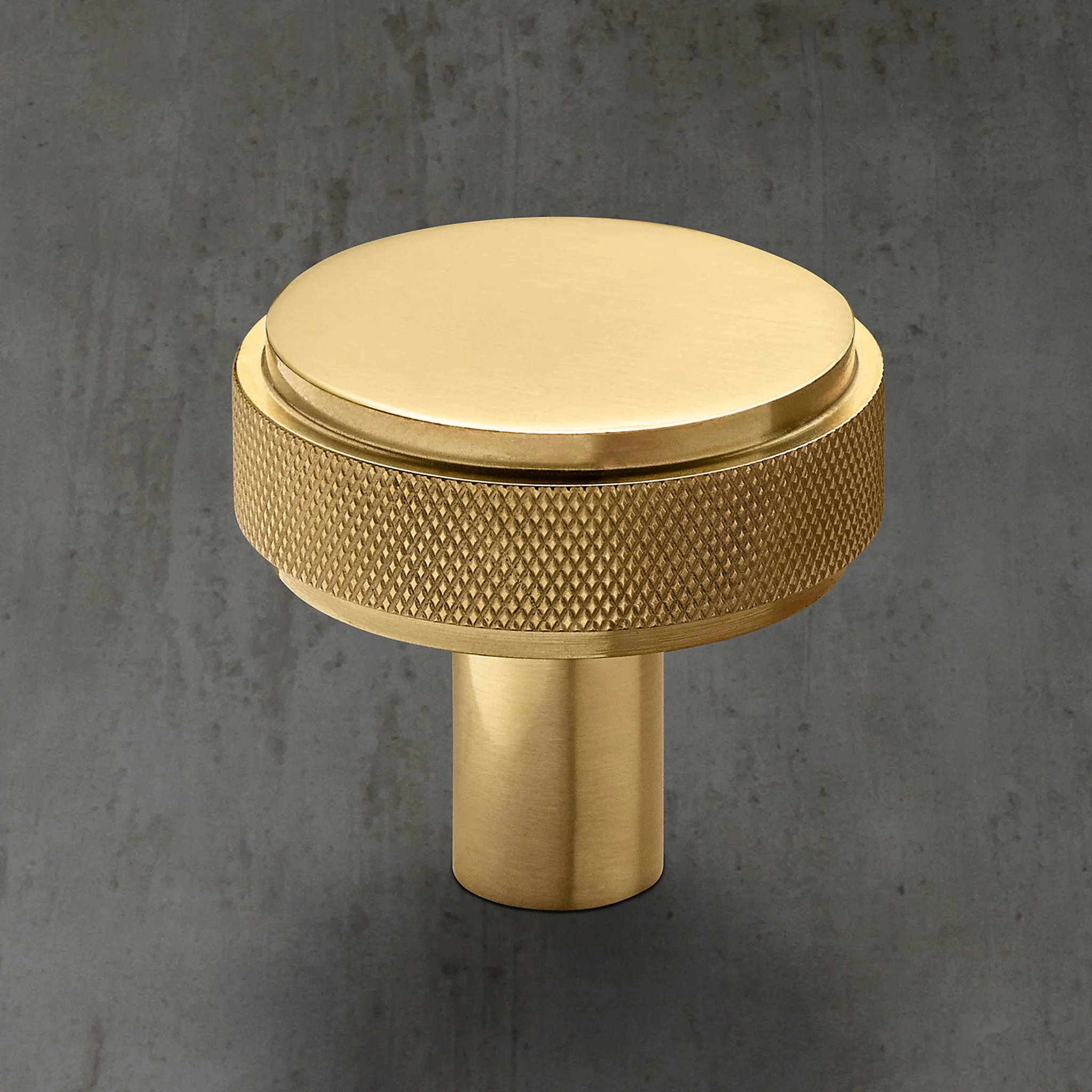 Купить Ручка-кнопка Lambeth Knurled Knob в интернет-магазине roooms.ru